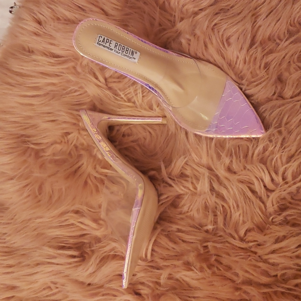 Cape Robbin Heels